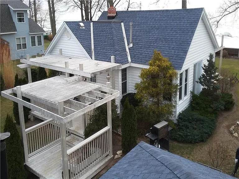 824 Point Pelee Dr — Photo 1