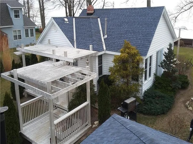 824 Point Pelee Dr
