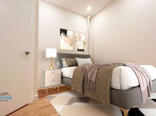 228 W 18th St #3A, New York, NY 10011