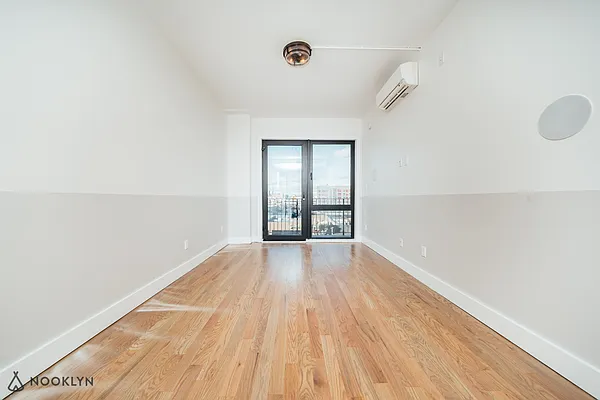 Rented by Nooklyn NYC LLC | media 25