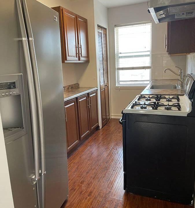 1st image of 27 Glover Ave #2