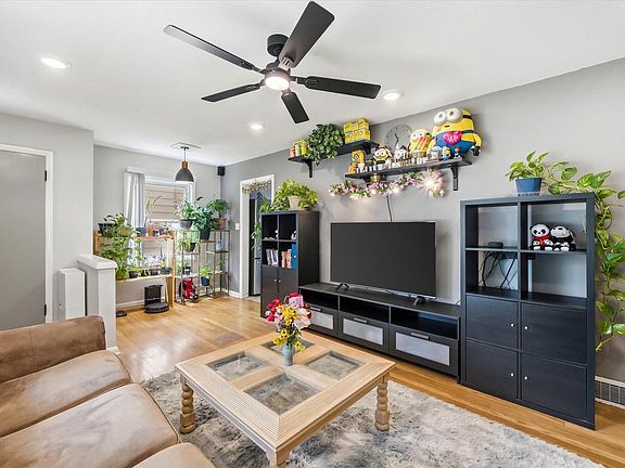 4th image of 3949 N 77th STREET