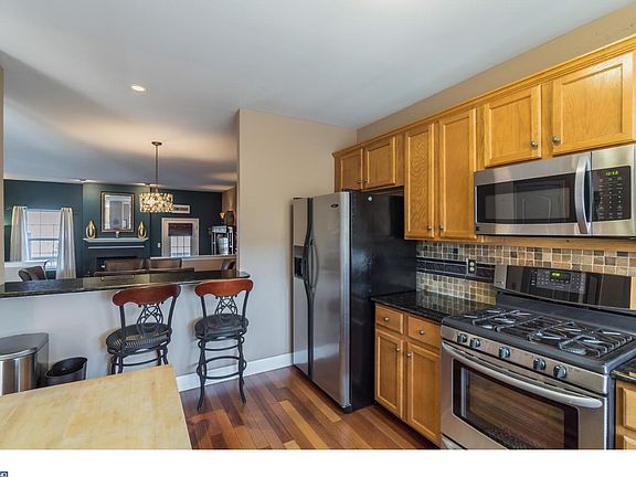 4th image of 110 Campbell Dr