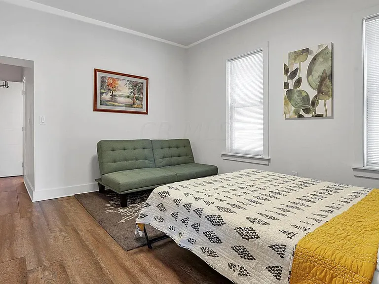 1504 Bryden Rd — Photo 14