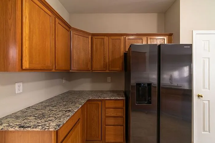 4057 Buckingham Dr — Photo 18