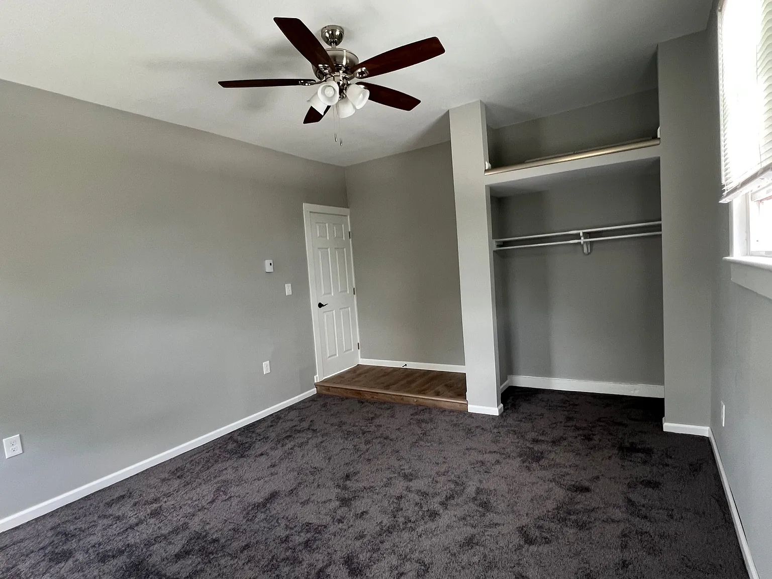 2 bed, 1085 sqft, $1,889 — Photo 3