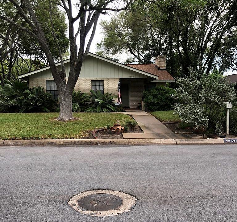 1st image of 1605 Walnut Ct