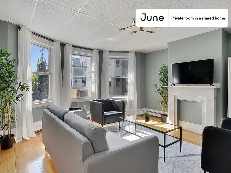 33 Howell St #A — Photo 4