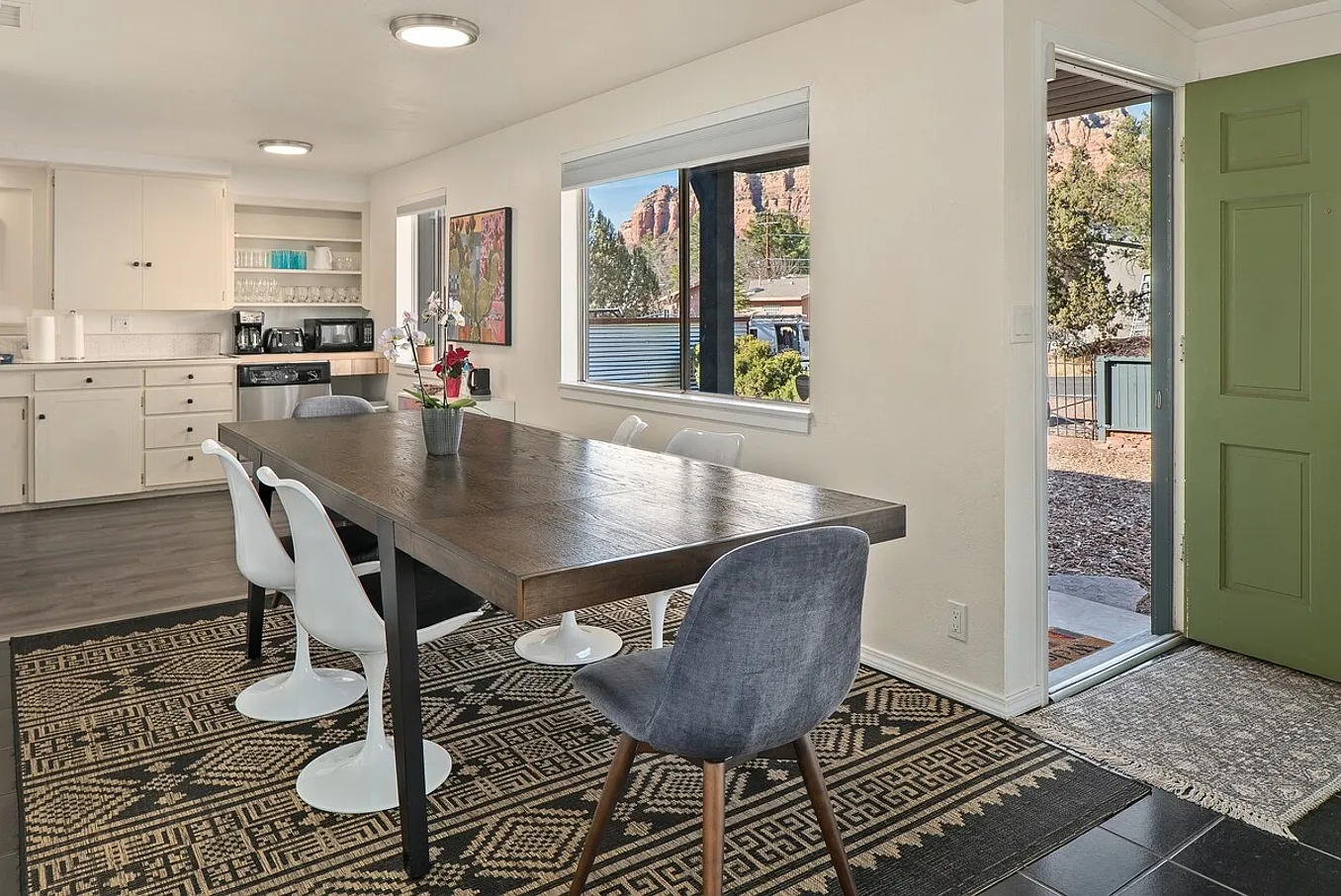 3 bed, $9,750 — Photo 4