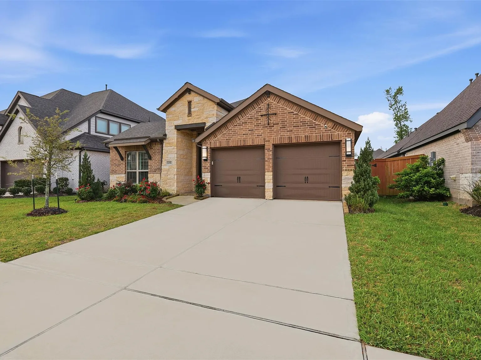 3 bed, 2.0 bath, 2168 sqft, $3,100 — Photo 4