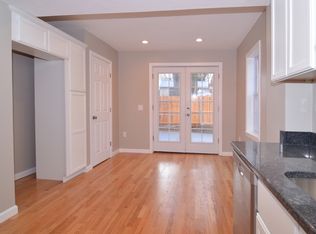 5 High St, Scituate, RI 02831