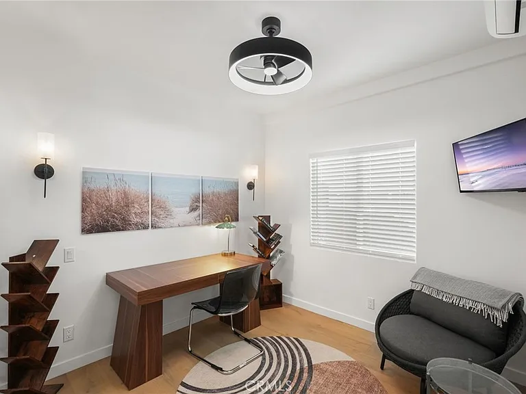 2258 Helios Dr — Photo 10