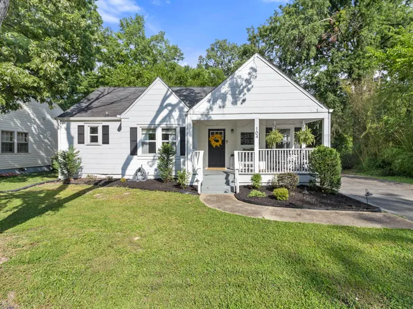 104 N Moore Rd, Chattanooga, TN 37411