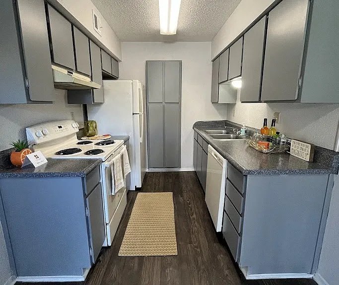 Juniper Springs Apartments — Photo 49