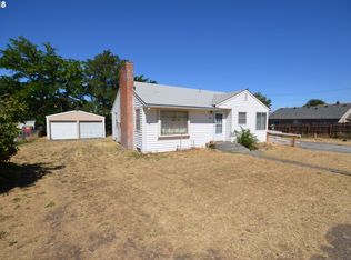 2107 W 10th St, The Dalles, OR 97058