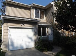 7 Orchard Beach Rd #B, Pt Washington, NY 11050