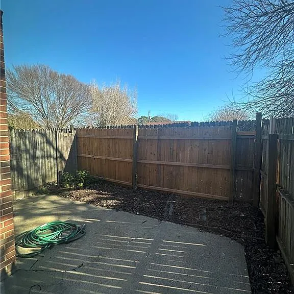 1924 Darnell Dr — Photo 20