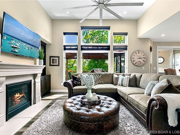 3rd image of 24 Bella Terra Ct