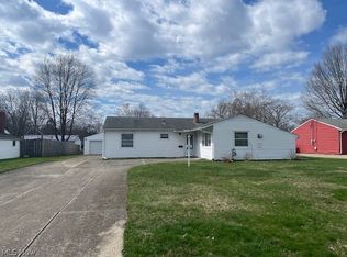 7408 Denny Dr, North Ridgeville, OH 44039