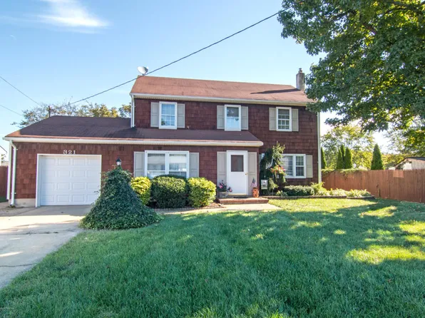 321 Lake Shore Dr, Brick, NJ 08723