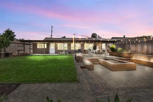6656 Rockglen Ave — Photo 17