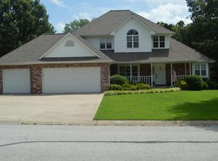 104 Iron Tree Dr, Carl Junction, MO 64834