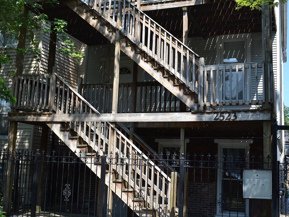 1st image of 2523 N Fairfield Ave #1