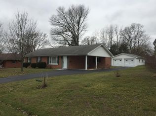 106 Evergreen Dr, Lawrenceburg, KY 40342