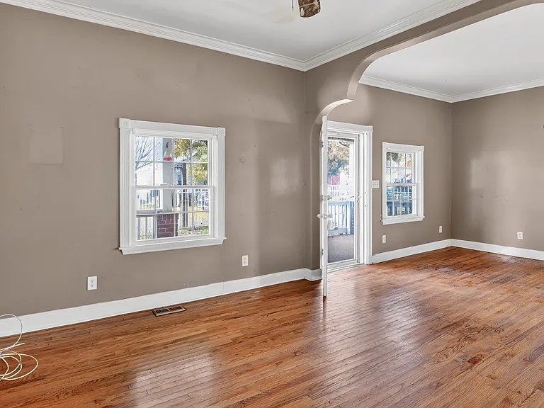 721 Myrtle St — Photo 6