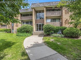 2104 Pauline Blvd APT 305, Ann Arbor, MI 48103
