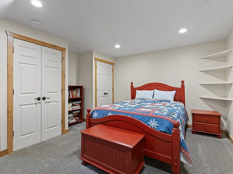 1757 N 710 E — Photo 3