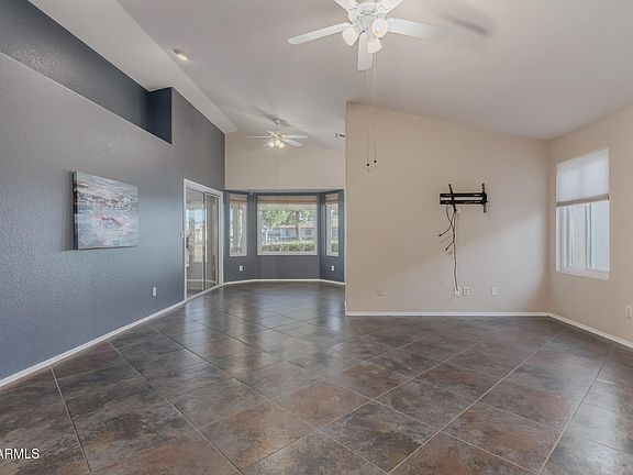 5th image of 10633 W RUNION Drive