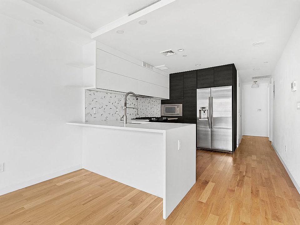 1st image of 169 Lexington Ave #2