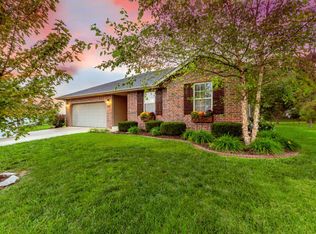 1001 E Hampton Dr, Ozark, MO 65721
