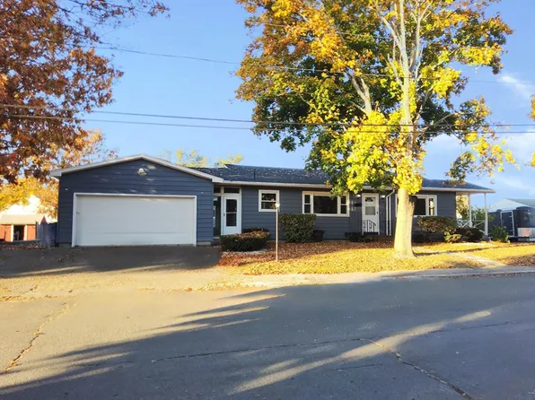 29 Campbell St, Methuen, MA 01844