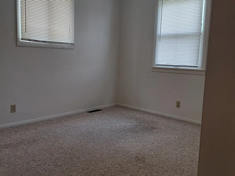 503 W Fowler Rd — Photo 12