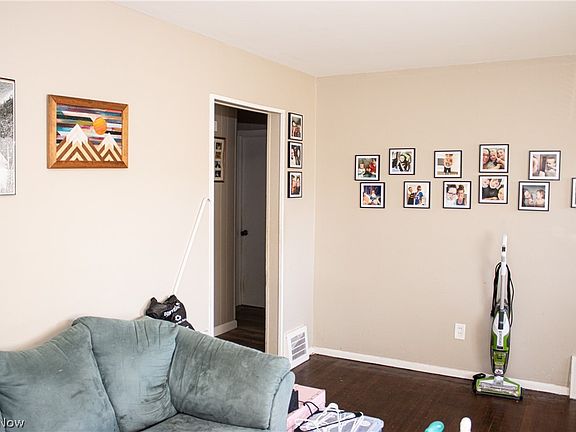 5th image of 13107 Shady Oak Blvd