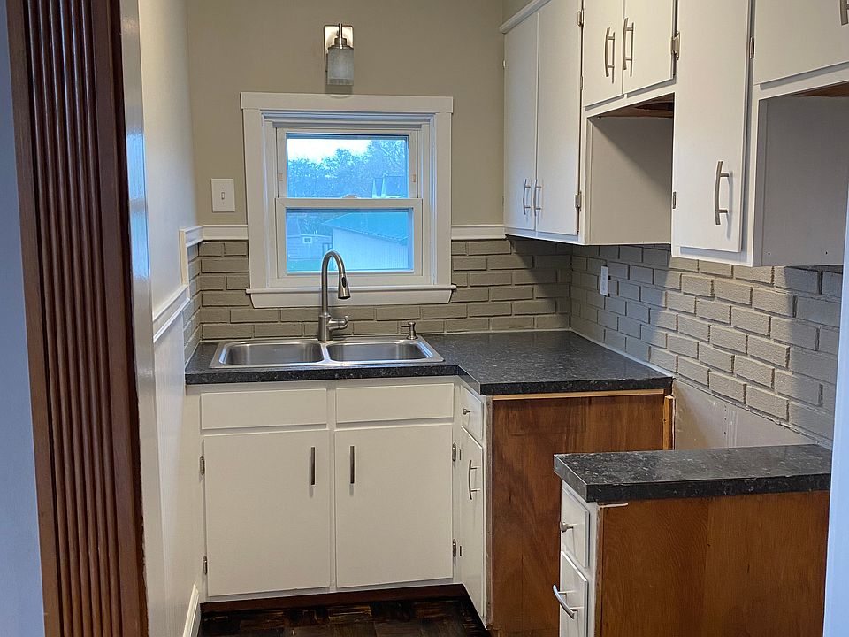 1st image of 22 McCabe St Unit 2