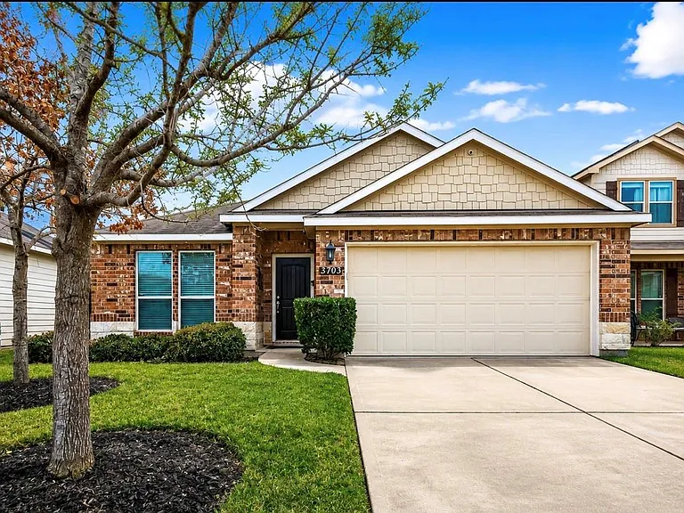 5703 Casa Martin Dr — Photo 1