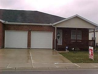 1st image of 3017 Greentree Dr