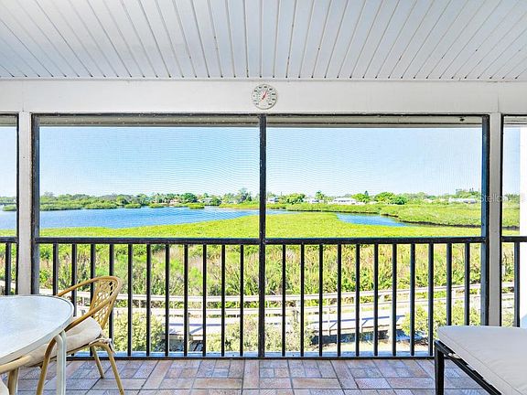 4th image of 1006 Bird Bay Way #266-39
