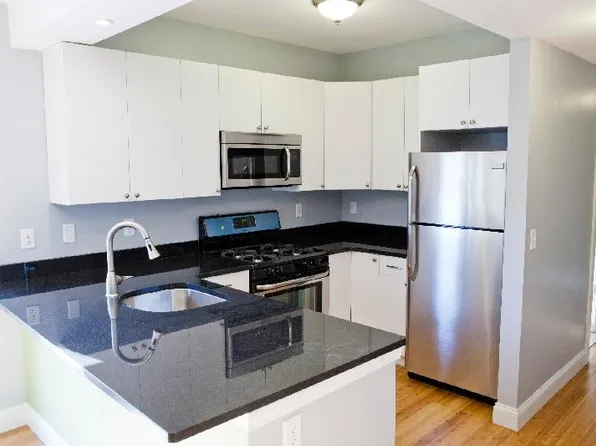 25 Evergreen St #1, Boston, MA 02130