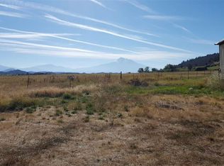 5202 Sunshine Ln, Montague, CA