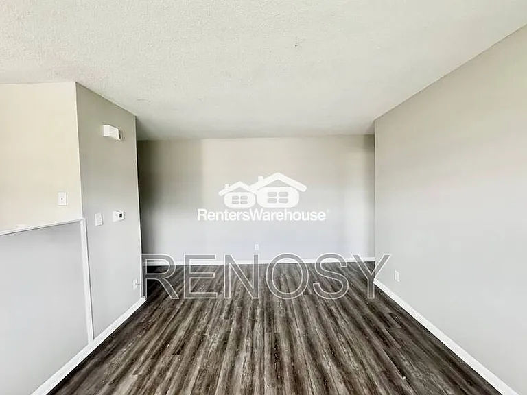 110 NW College Ave #8 — Photo 9