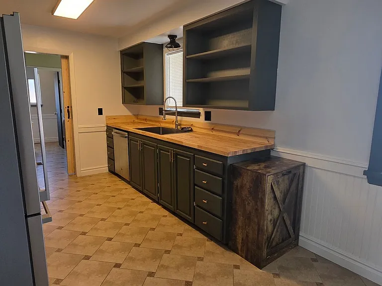 35 N Adams St — Photo 8
