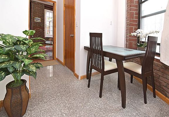 4th image of 123 Ludlow St #1R