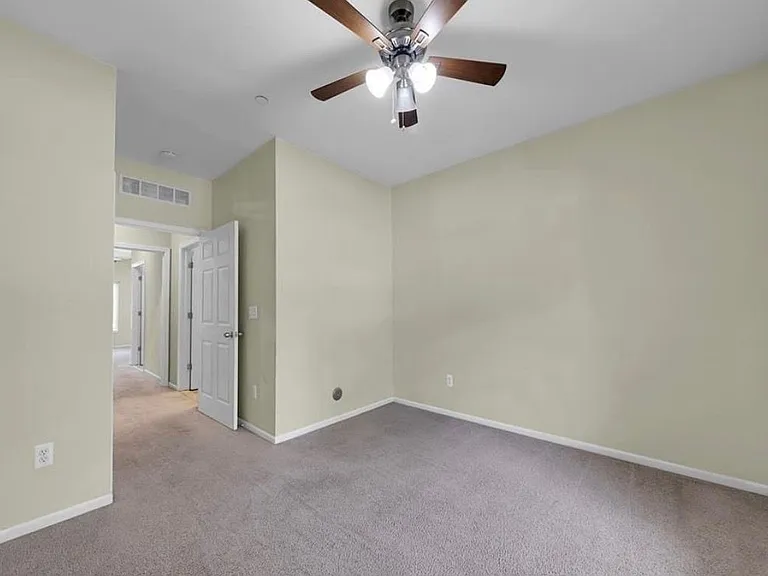 14357 Shadywood Dr — Photo 3