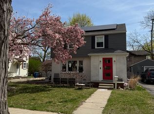 302 Mark Hannah Pl, Ann Arbor, MI 48103