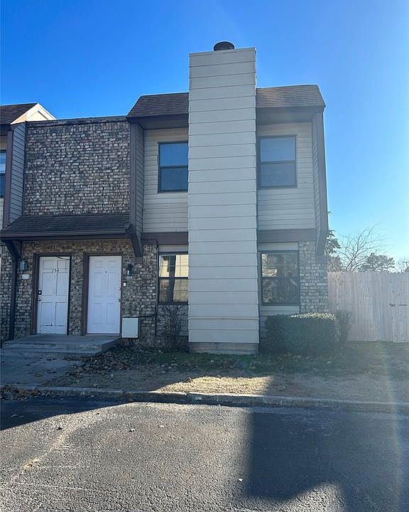1st image of 401 12th Ave #153