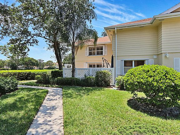 3rd image of 8155 Chelsea Ct #55C